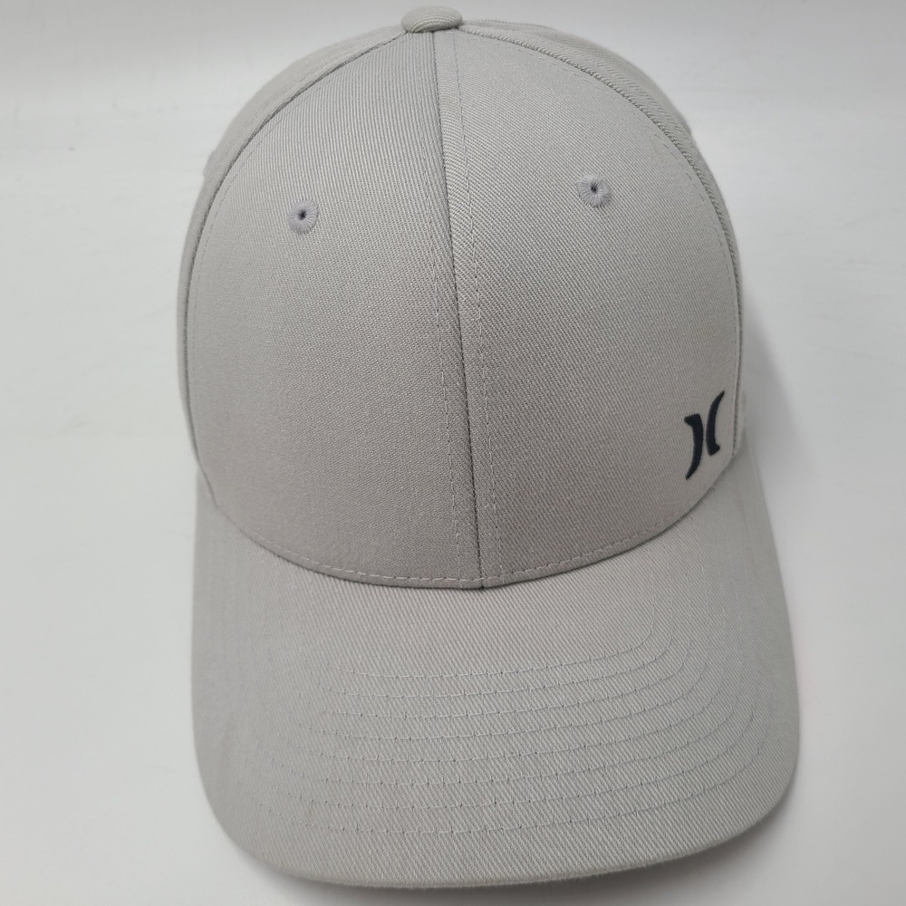 Hurley Hat Fitted S-M Gray Black Logo Skate Skateboard Surf Outdoors Casual Men